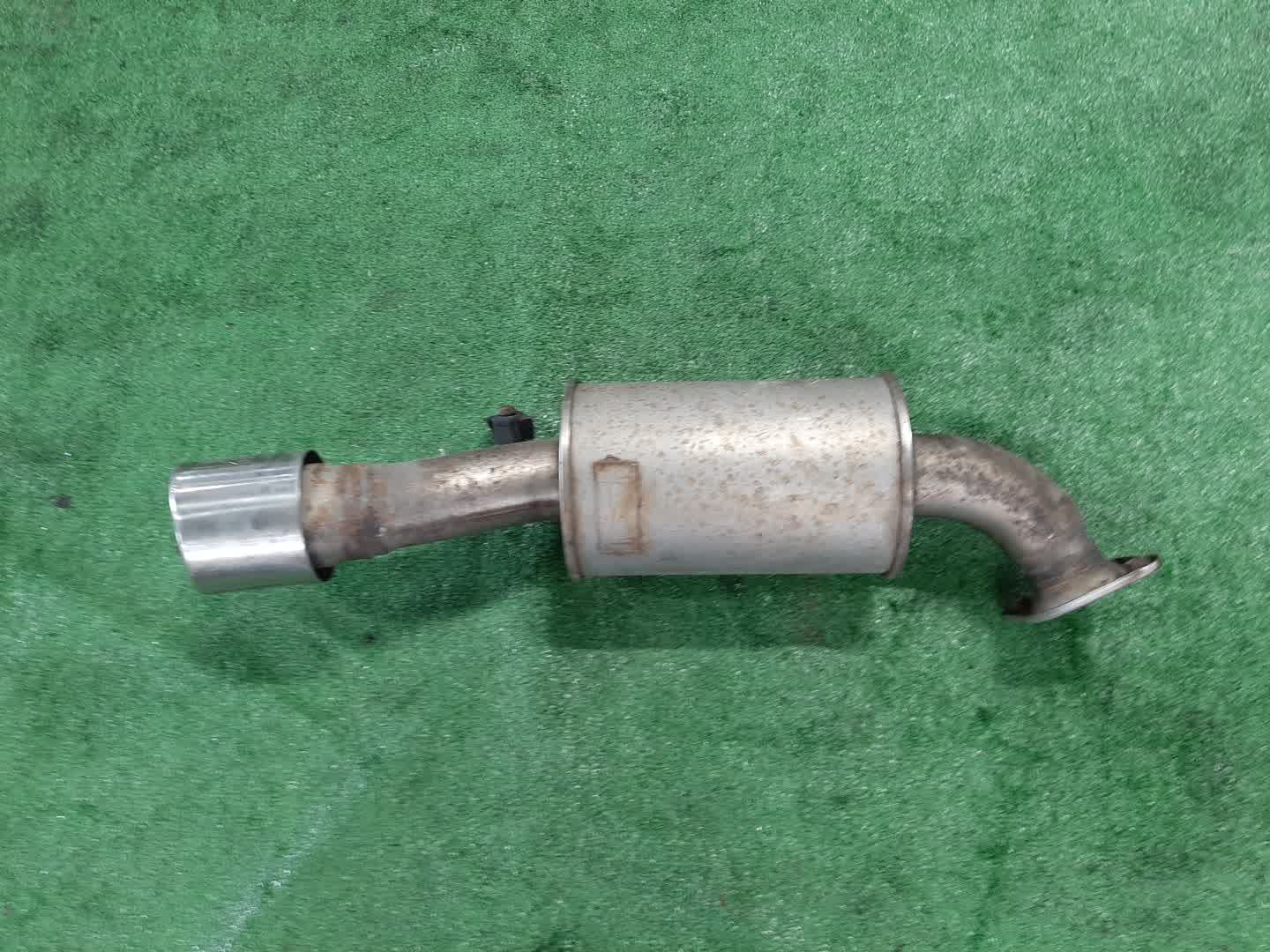 Глушитель TOYOTA HARRIER MCU36W 1MZ-FE 17400-MU300 1 ракурс