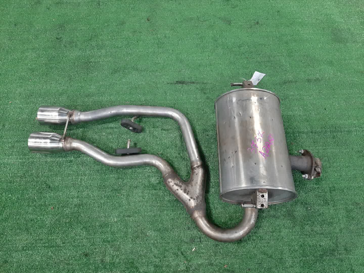 Глушитель TOYOTA VOXY AZR60G 1AZ-FSE 3757 2 ракурс