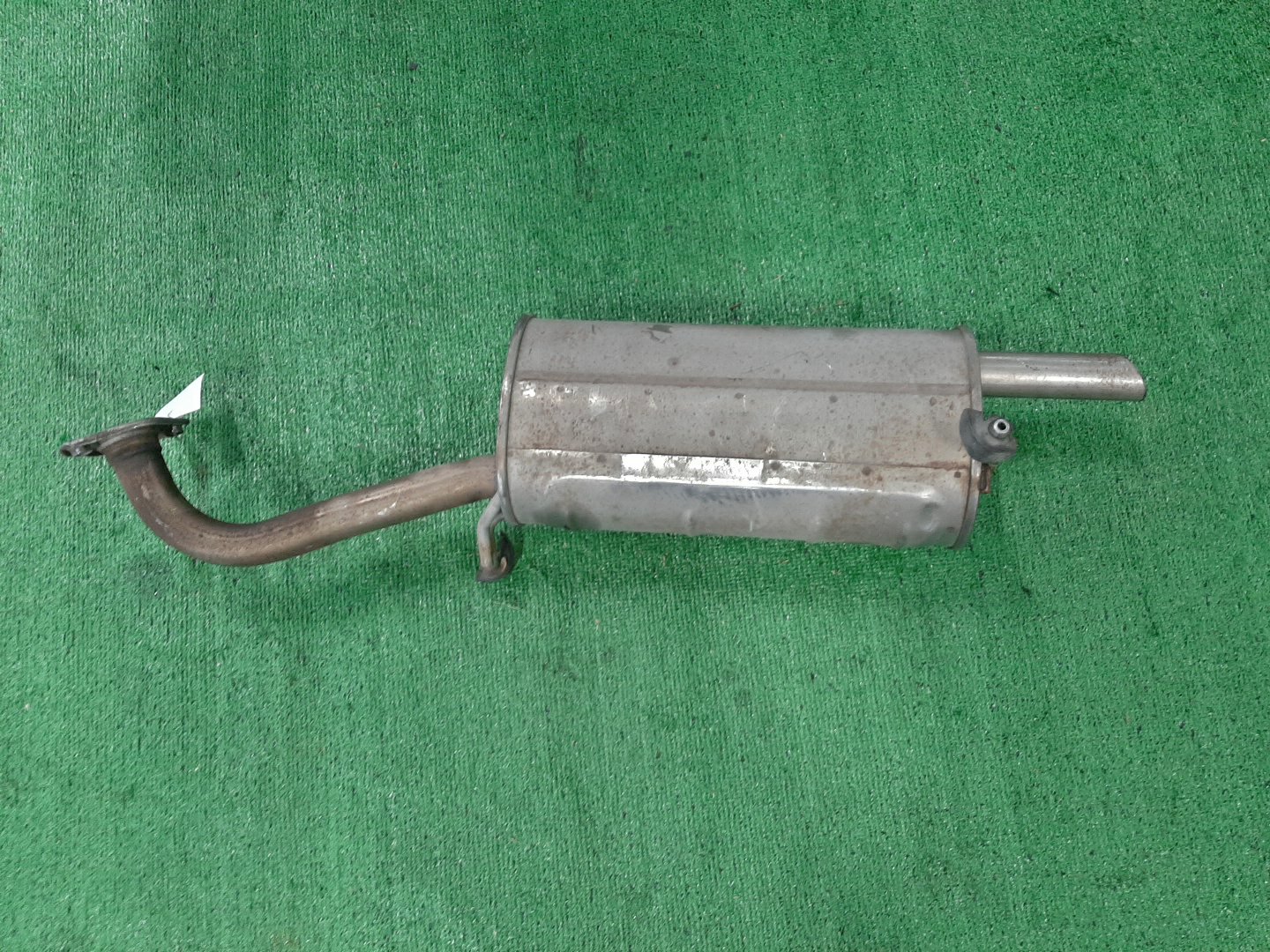 Глушитель TOYOTA PROBOX NHP160V 1NZ-FXE 3981 2 ракурс