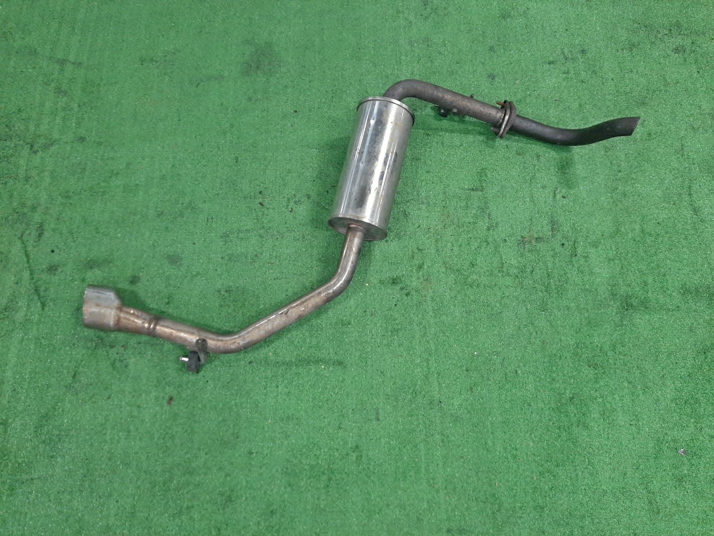 Глушитель NISSAN SERENA C25 MR20DE 4087 2 ракурс Глушитель NISSAN SERENA C25 MR20DE 4087 2 ракурс