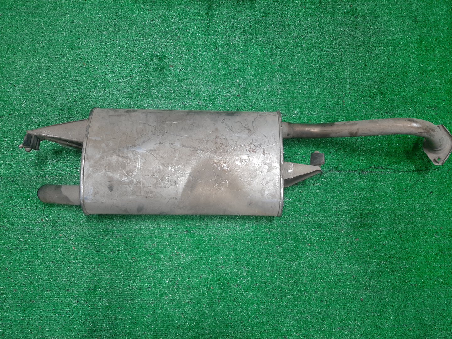 Глушитель TOYOTA PREMIO ZRT261 3ZR-FE 0733 2 ракурс