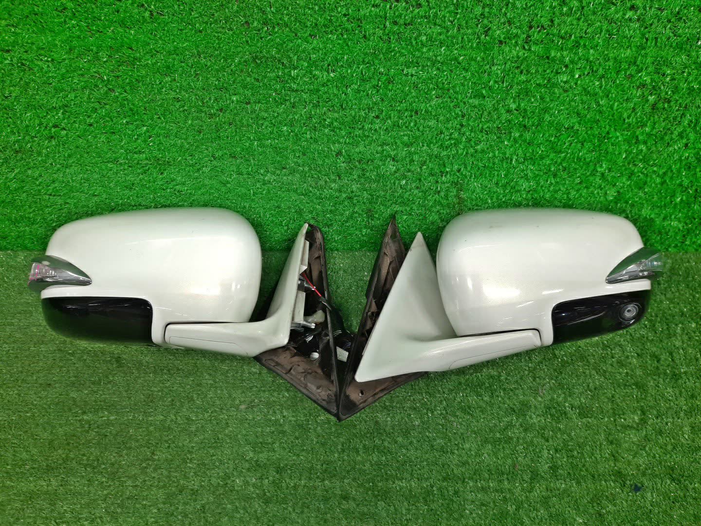 Зеркало NISSAN FUGA Y51 17+2K/11+2K 1 ракурс
