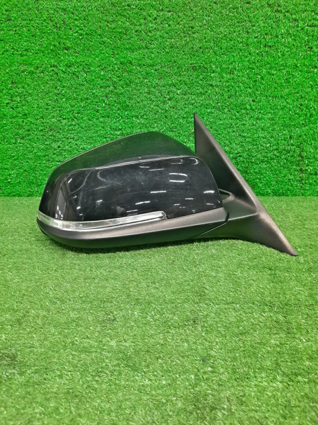 Зеркало правое переднее BMW 320d, 335i, 318d, 325d, 330d, 335d, 316d, 3-Series, 328i, 320i, 316i F30, F31 5K 1 ракурс