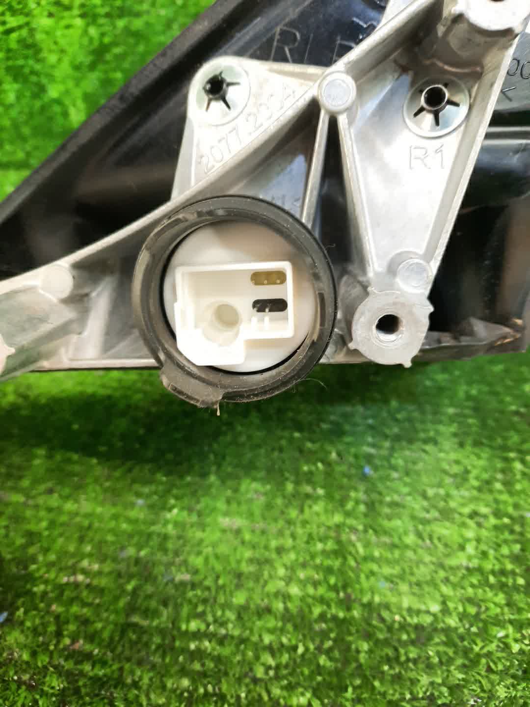 Зеркало правое переднее BMW 320d, 335i, 318d, 325d, 330d, 335d, 316d, 3-Series, 328i, 320i, 316i F30, F31 5K 2 ракурс