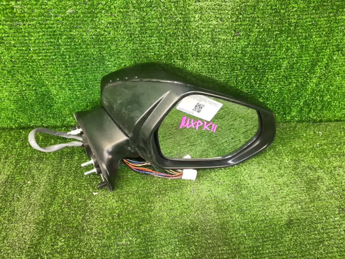 Зеркало правое переднее TOYOTA AQUA MXPK11 13K 2 ракурс