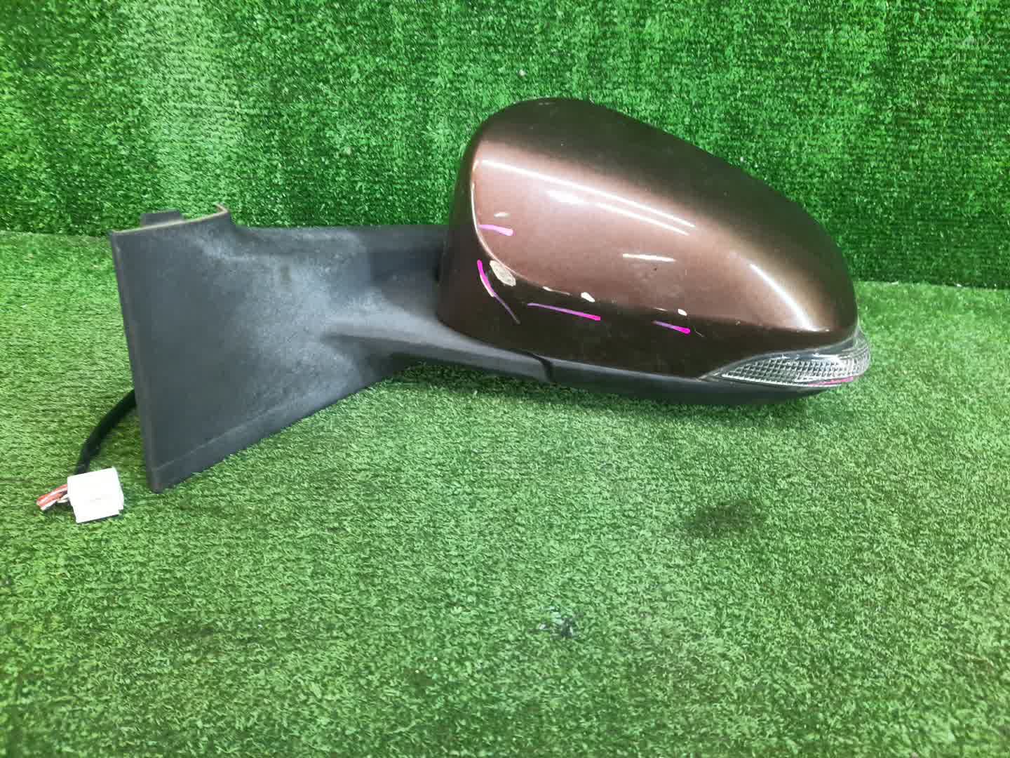 Зеркало левое переднее TOYOTA VITZ, YARIS KSP130, NSP130, NSP135, NCP131 7K 1 ракурс