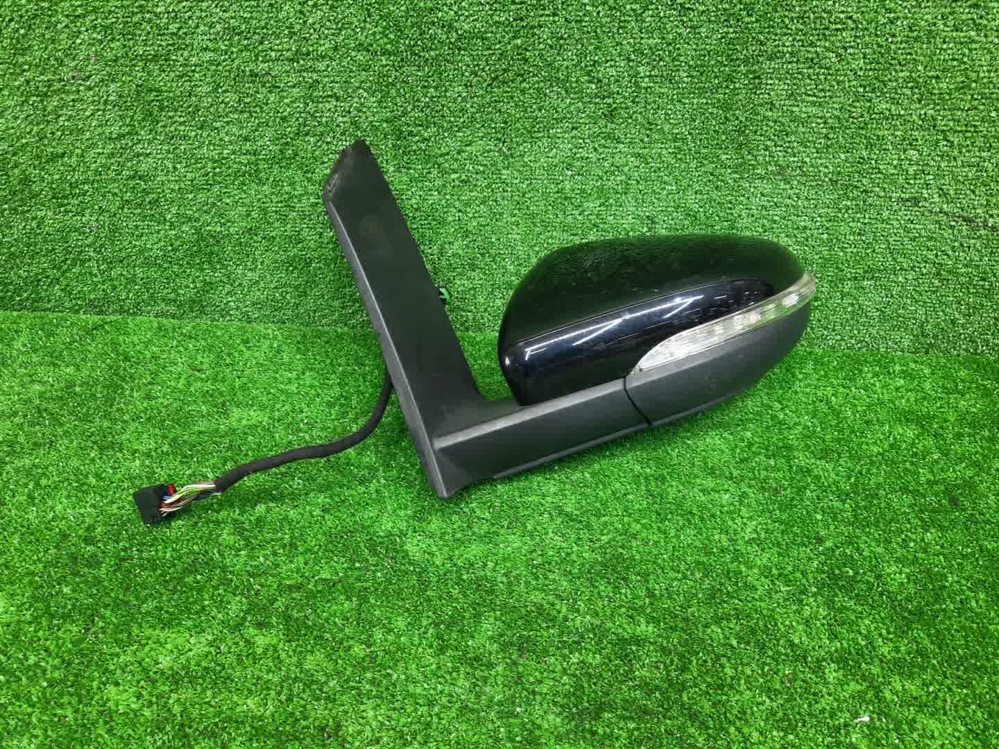 Зеркало левое переднее VOLKSWAGEN TOURAN 1T3 1T2857501 1 ракурс