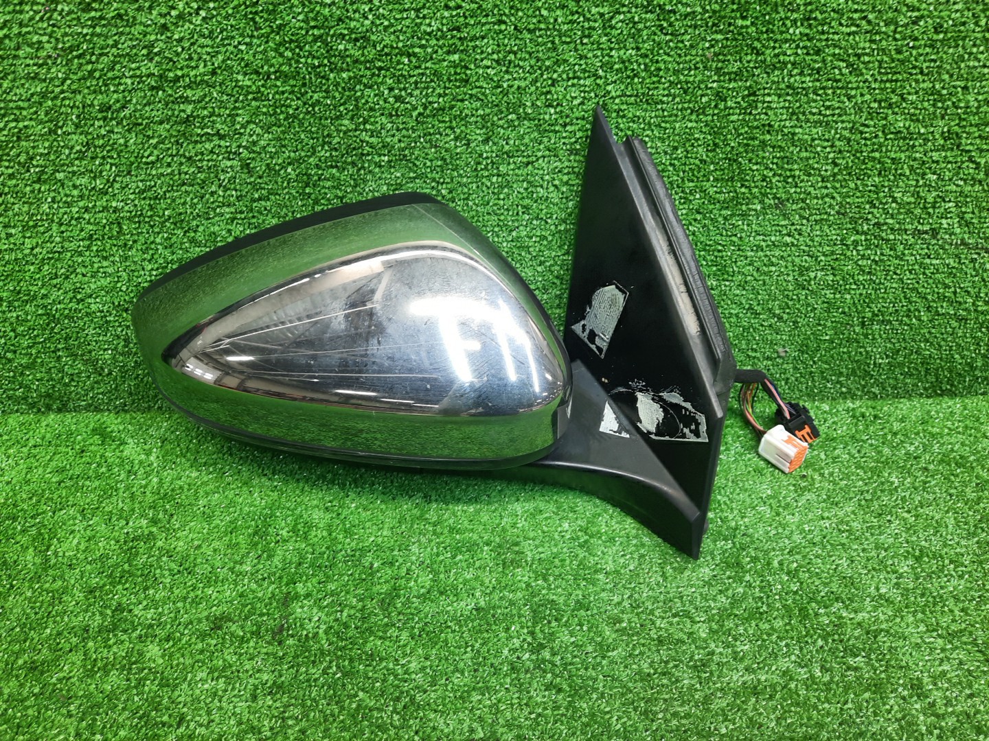 Зеркало правое переднее PEUGEOT 3008 C2A, C1A 8+10K 1 ракурс