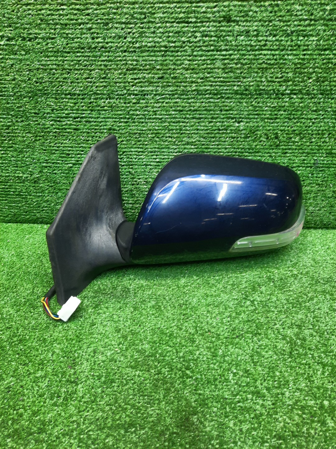 Зеркало левое переднее TOYOTA AVENSIS ZZT251, AZT250, AZT255, AZT251 9K 1 ракурс