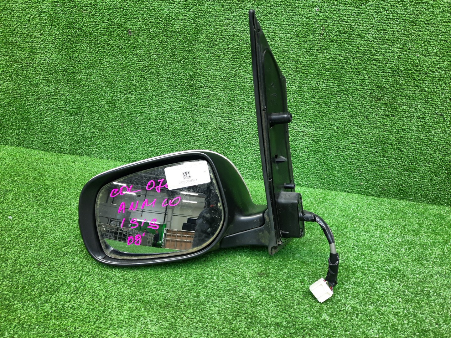 Зеркало левое переднее TOYOTA ISIS ZNM10, ZNM10W, ANM10, ANM10W, ANM15, ANM15W, ZGM10, ZGM10W, ZGM11, ZGM11W, ZGM15, ZGM15W, ANM10G, ZGM10G, ANM15G, ZNM10G, ZGM11G, ZGM15G 9K 2 ракурс