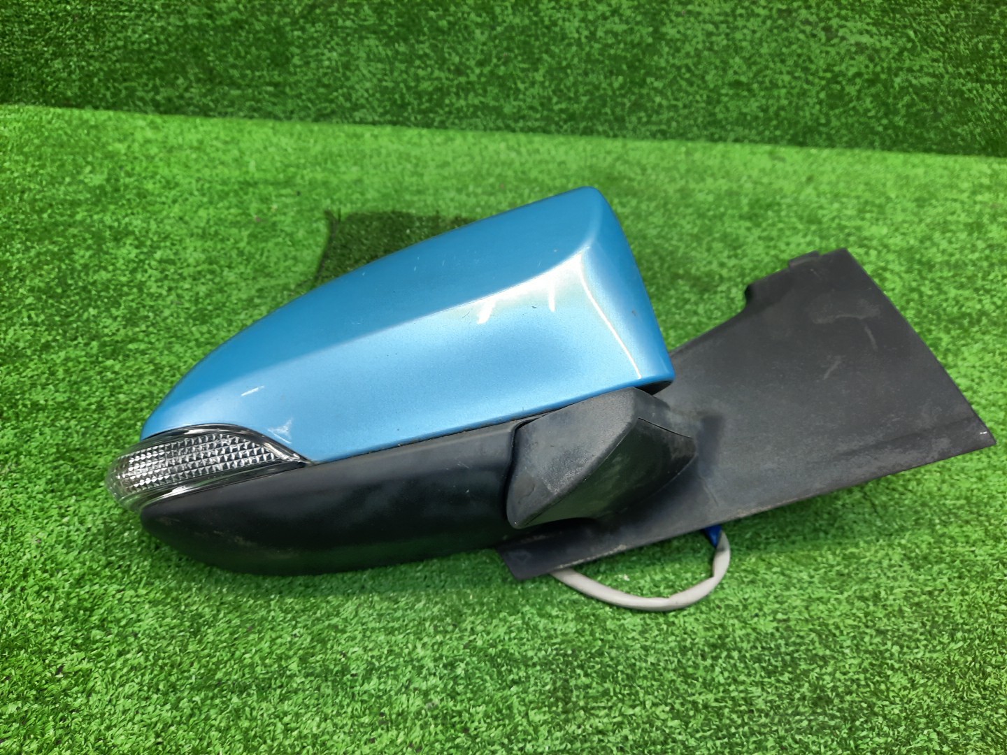 Зеркало правое переднее TOYOTA VITZ, YARIS KSP130, NSP130, NSP135, NCP131 7K 1 ракурс