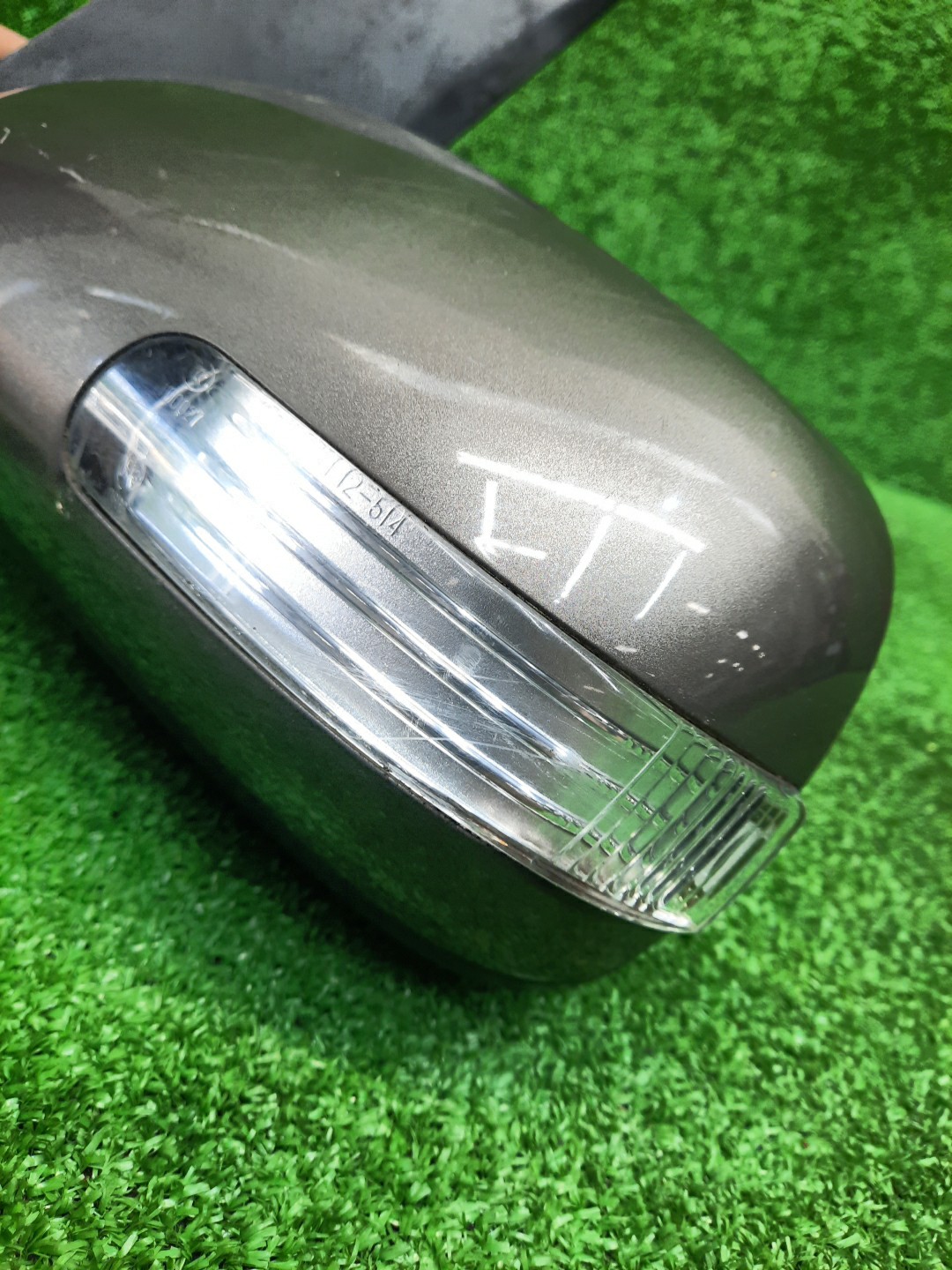 Зеркало левое переднее TOYOTA ISIS ZNM10, ZNM10W, ANM10, ANM10W, ANM15, ANM15W, ZGM10, ZGM10W, ZGM11, ZGM11W, ZGM15, ZGM15W, ANM10G, ZGM10G, ANM15G, ZNM10G, ZGM11G, ZGM15G 7K 2 ракурс