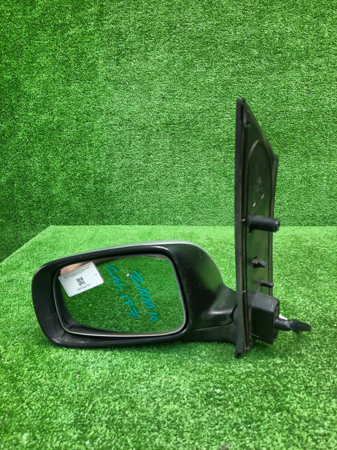 Зеркало левое переднее TOYOTA ISIS ZNM10, ZNM10W, ANM10, ANM10W, ANM15, ANM15W, ZGM10, ZGM10W, ZGM11, ZGM11W, ZGM15, ZGM15W, ANM10G, ZGM10G, ANM15G, ZNM10G, ZGM11G, ZGM15G 5K 4 ракурс