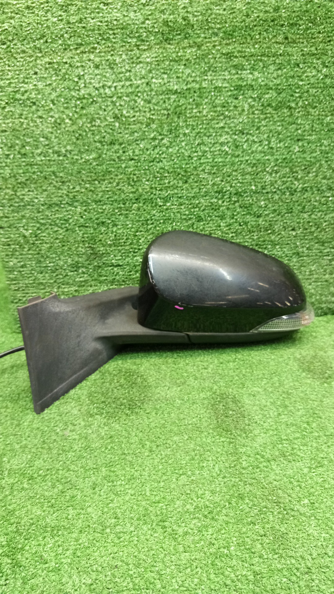 Зеркало левое переднее TOYOTA VITZ, YARIS KSP130, NSP130, NSP135, NCP131 7K 1 ракурс