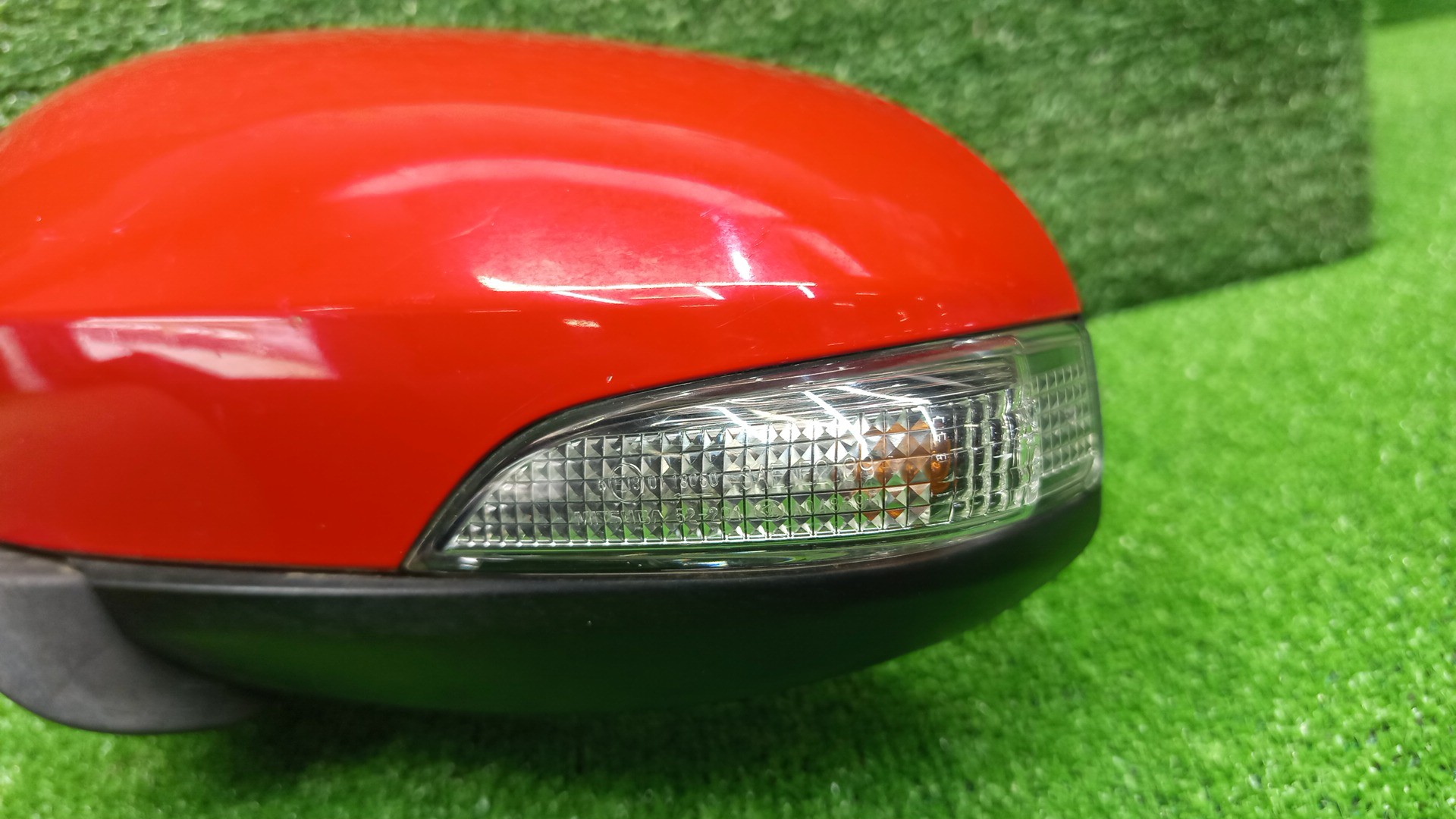 Зеркало левое переднее TOYOTA AQUA NHP10 7K 2 ракурс