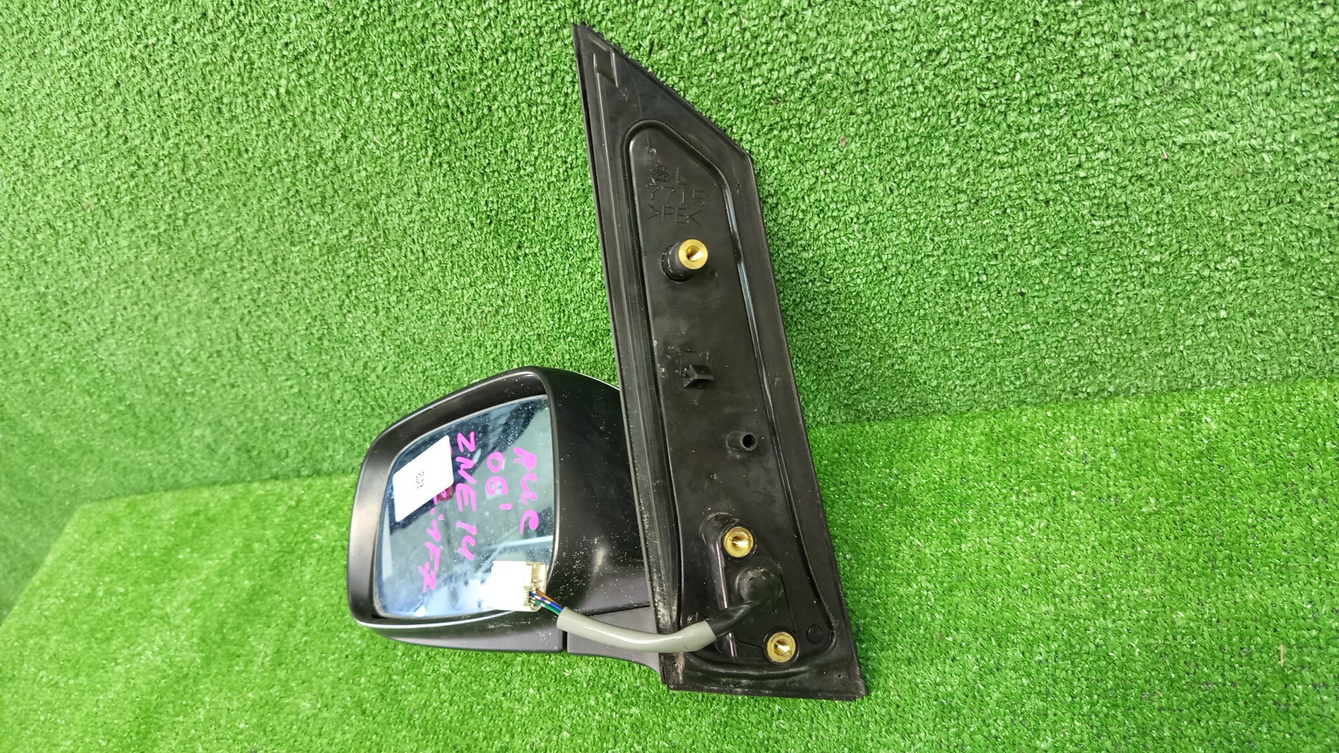 Зеркало левое переднее TOYOTA WISH ZRE152N, S500U, ZNE10, ZNE14, ANE10G, ZNE10G, ANE11W, ZNE14G 5K 3 ракурс Зеркало левое переднее TOYOTA WISH ZRE152N, S500U, ZNE10, ZNE14, ANE10G, ZNE10G, ANE11W, ZNE14G 5K 3 ракурс