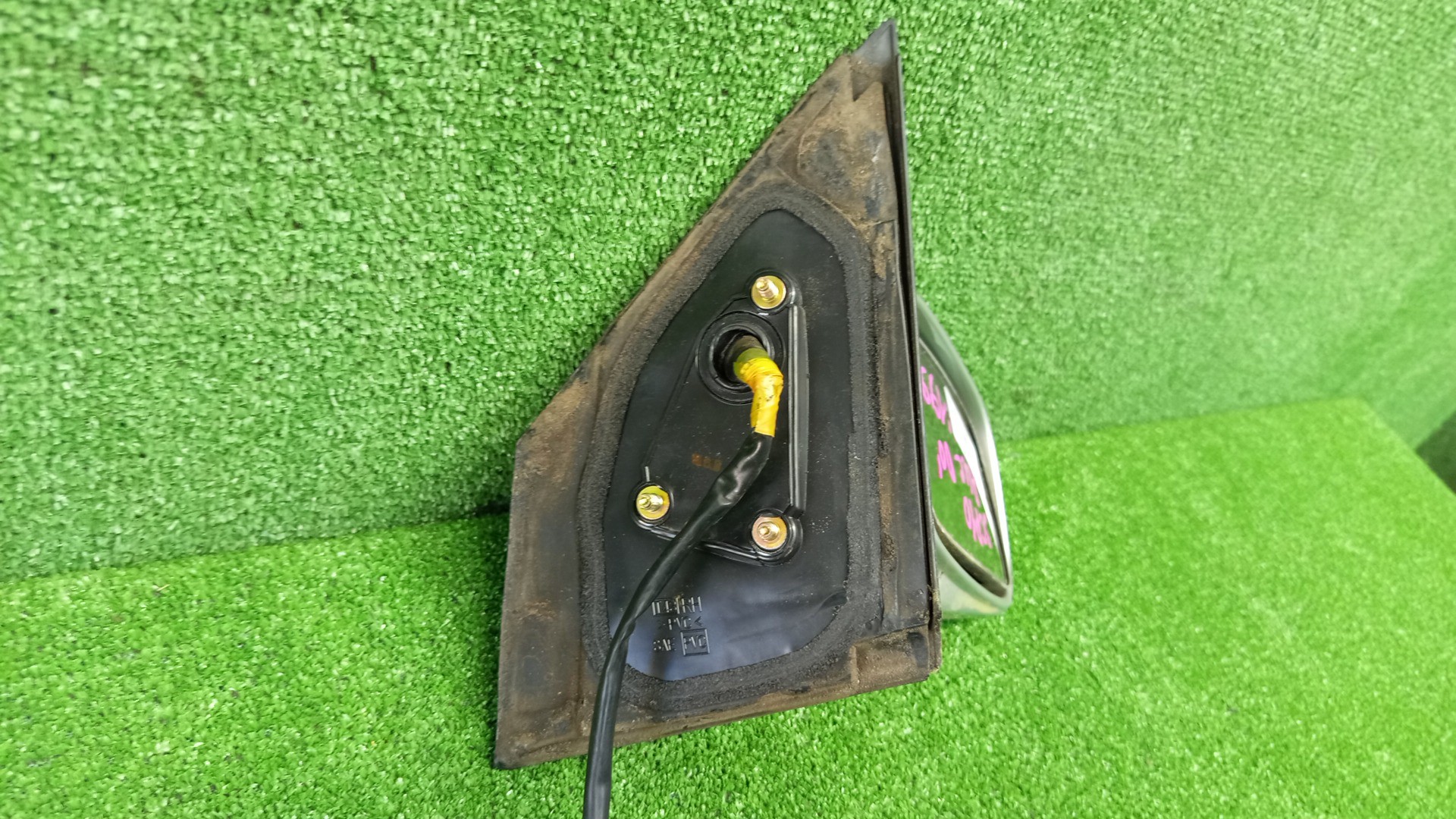 Зеркало правое переднее TOYOTA VITZ, YARIS SCP10, NCP10, SCP13, NCP15, NCP11, NCP13 5K 3 ракурс Зеркало правое переднее TOYOTA VITZ, YARIS SCP10, NCP10, SCP13, NCP15, NCP11, NCP13 5K 3 ракурс