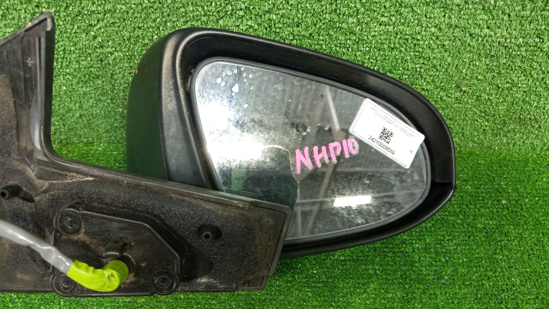 Зеркало правое переднее TOYOTA AQUA NHP10 7K 2 ракурс