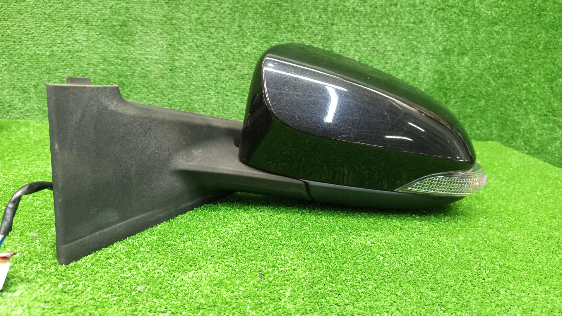 Зеркало левое переднее TOYOTA VITZ, YARIS KSP130, NSP130, NSP135, NCP131 7K 1 ракурс