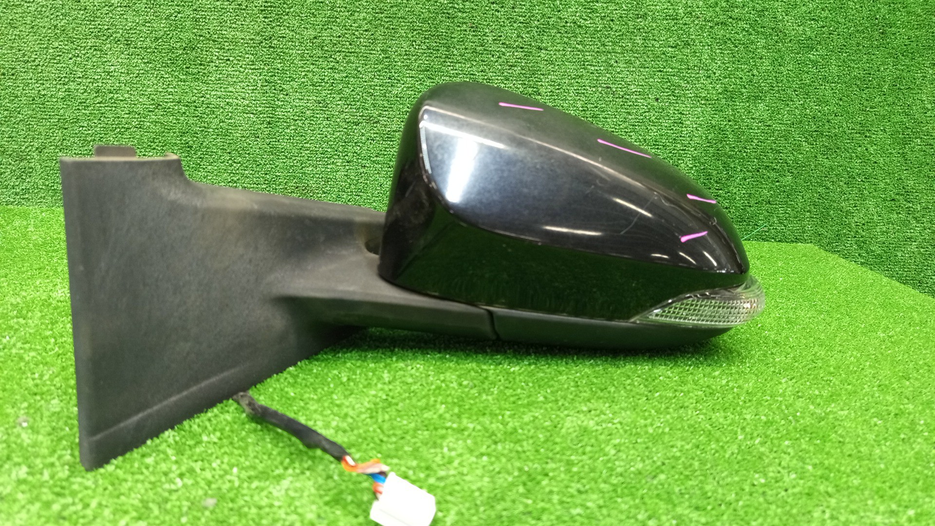 Зеркало левое переднее TOYOTA VITZ, YARIS KSP130, NSP130, NSP135, NCP131 7K 1 ракурс