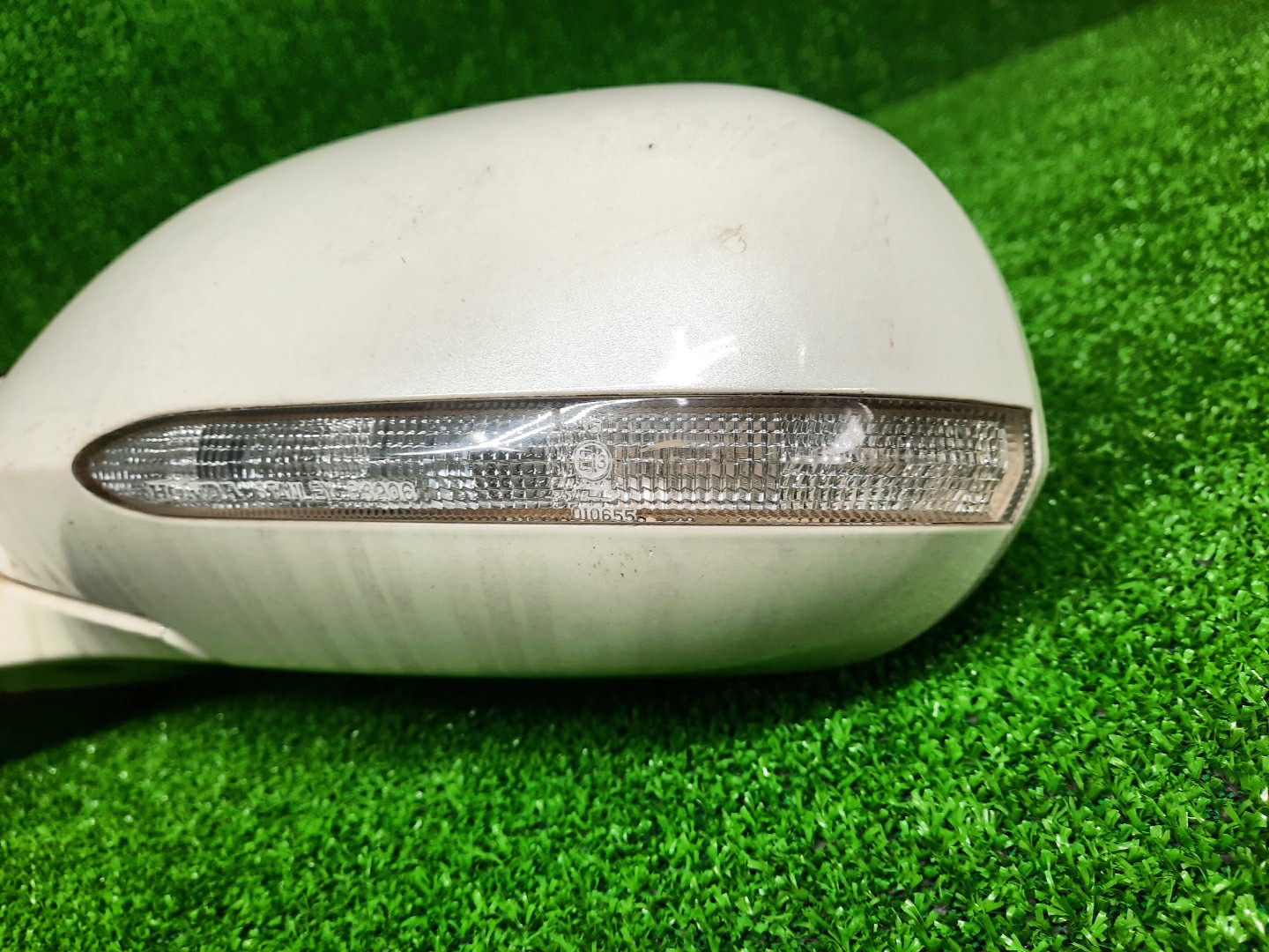 Зеркало левое переднее HONDA INSPIRE UC1 10K 3 ракурс