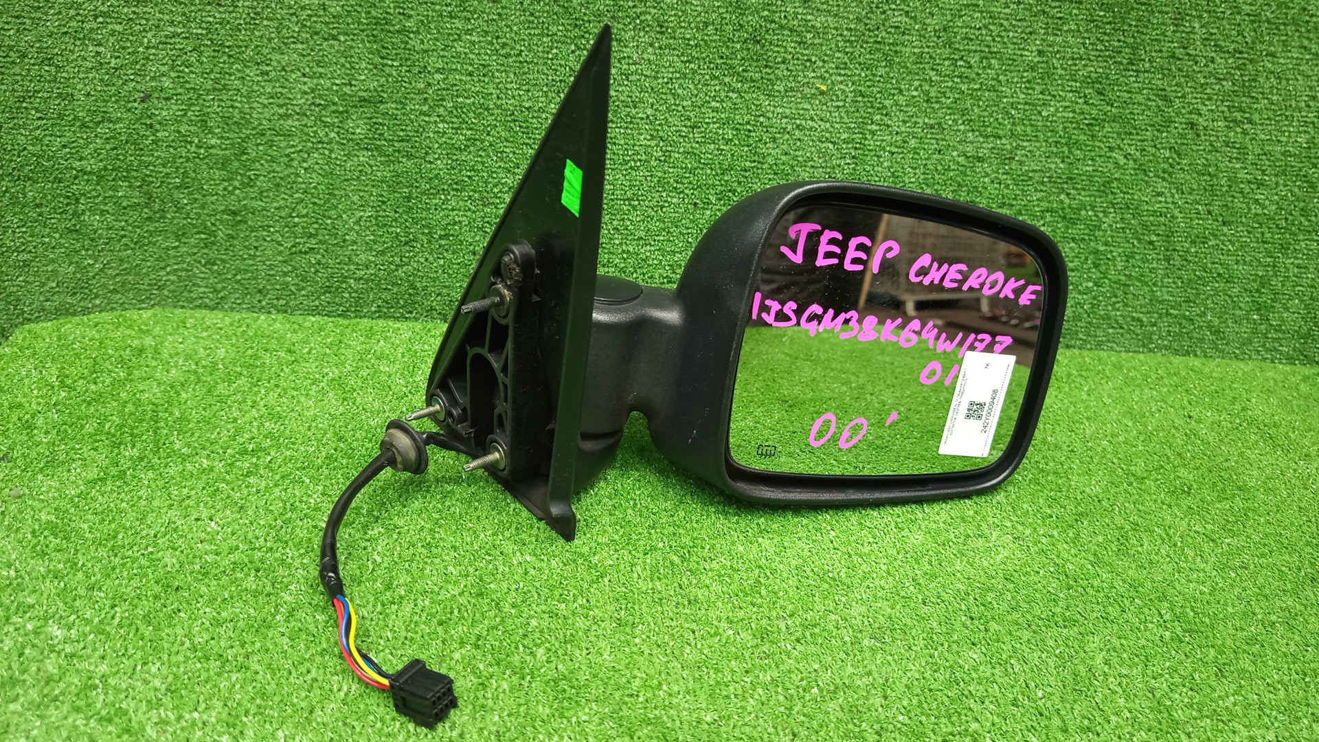 Зеркало правое переднее JEEP CHEROKEE KJ 7K 2 ракурс Зеркало правое переднее JEEP CHEROKEE KJ 7K 2 ракурс