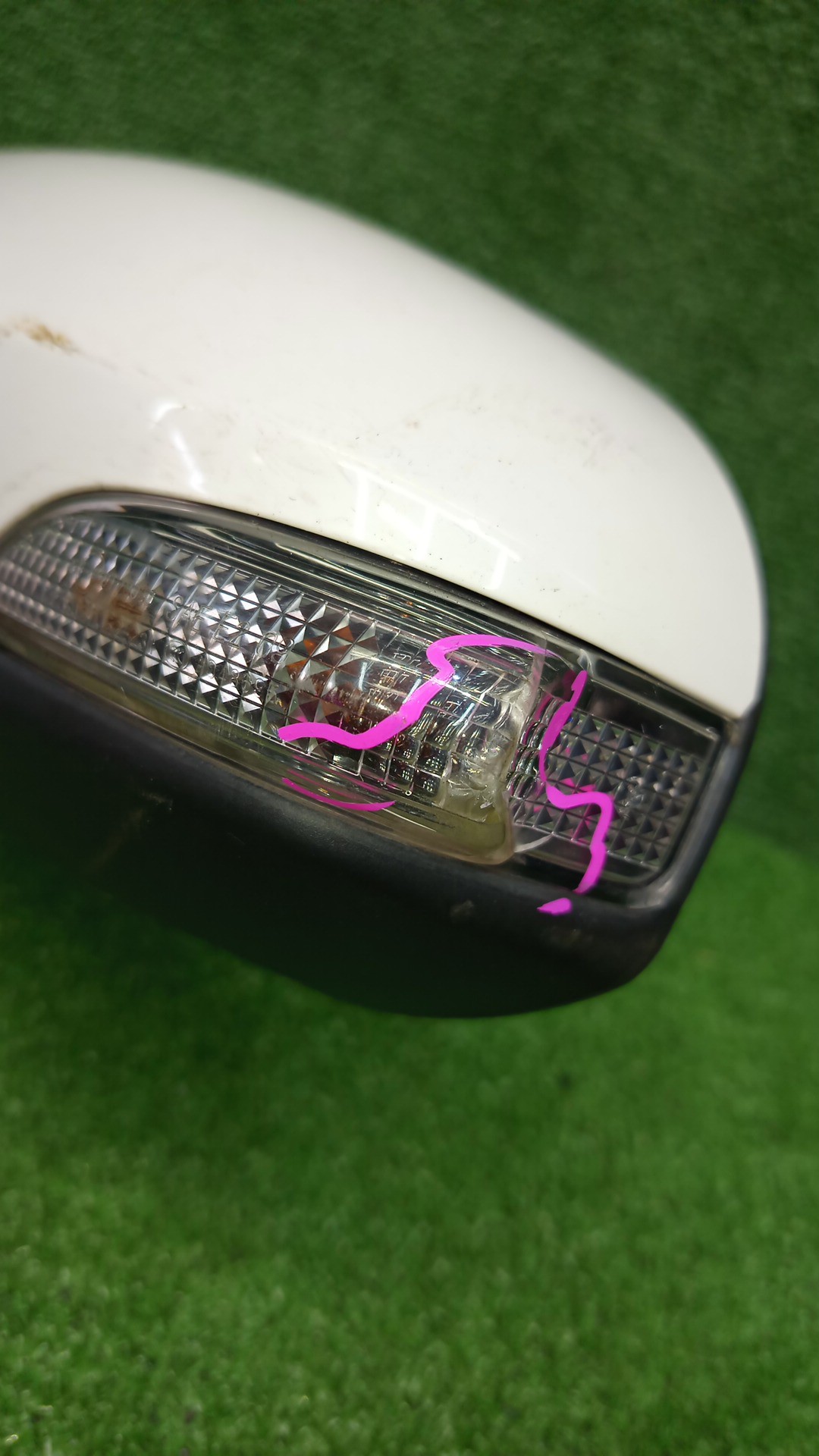 Зеркало левое переднее TOYOTA VITZ, YARIS KSP130, NSP130, NSP135, NCP131 7K 2 ракурс