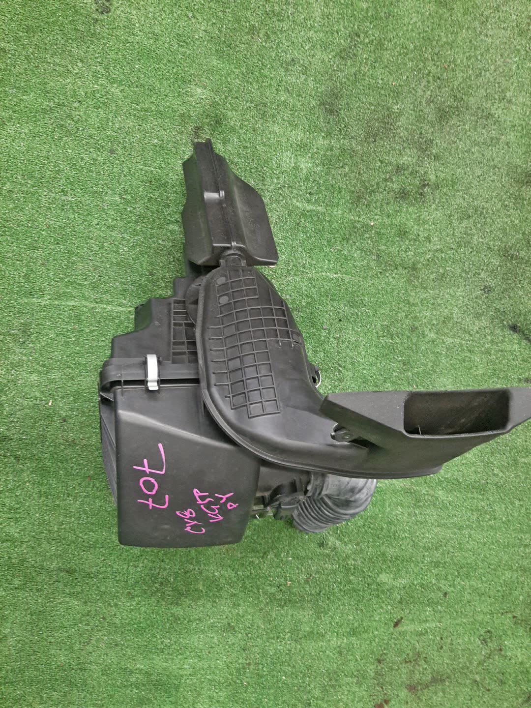 Корпус воздушного фильтра MAZDA CX-8 KG5P PY-VPTS 707 5 ракурс