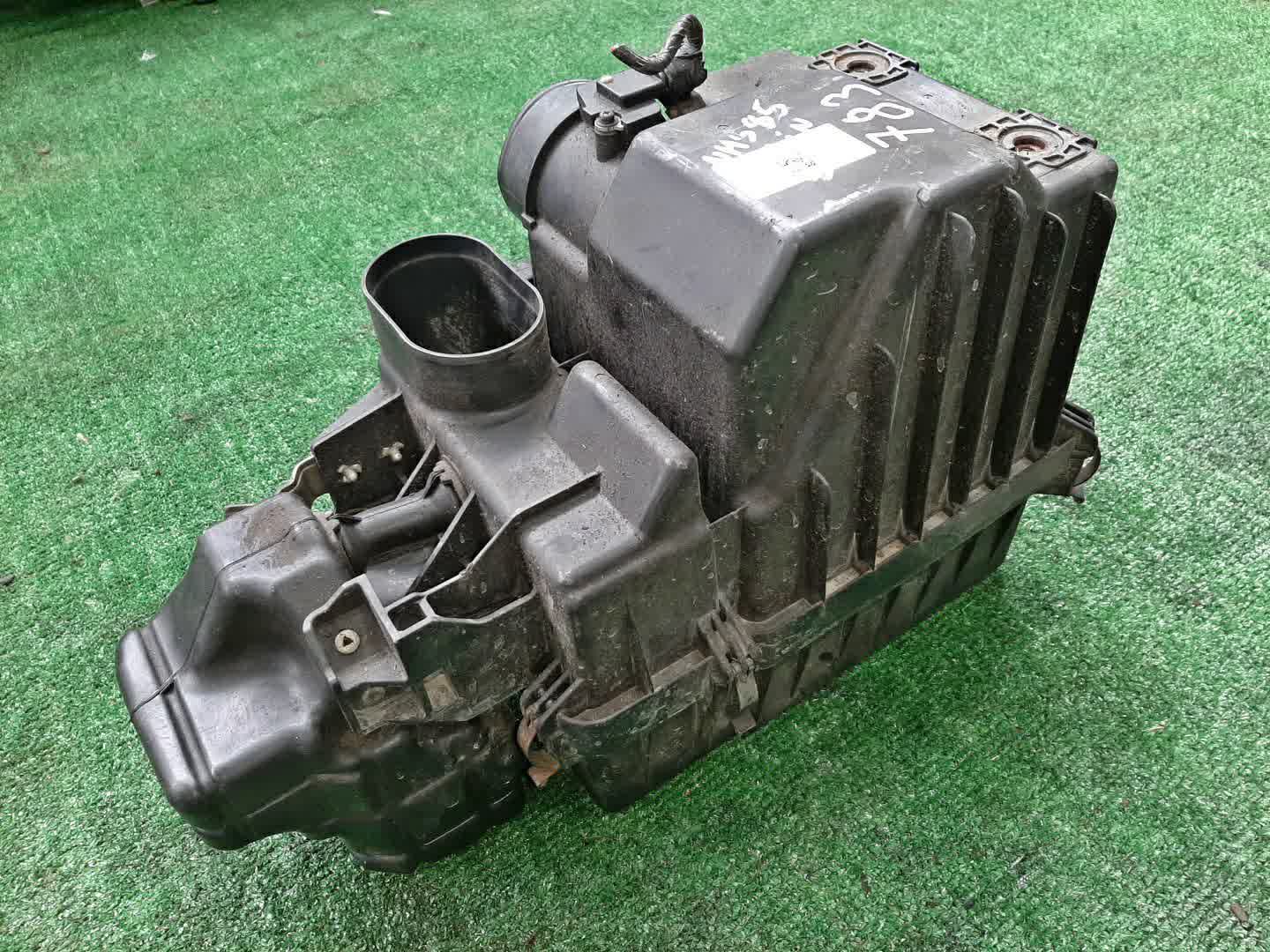 Корпус воздушного фильтра ISUZU ELF NHS85 4JJ1 783 1 ракурс