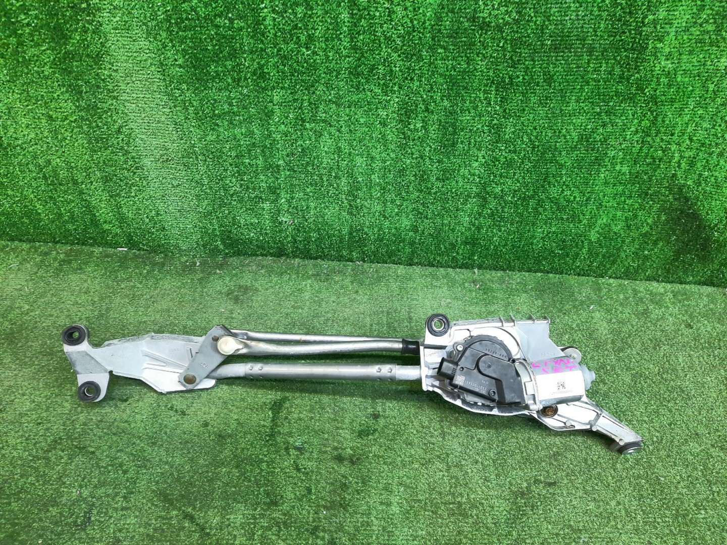 Моторчик стеклоочистителя MITSUBISHI ASX GA1W 159300-1052 1 ракурс