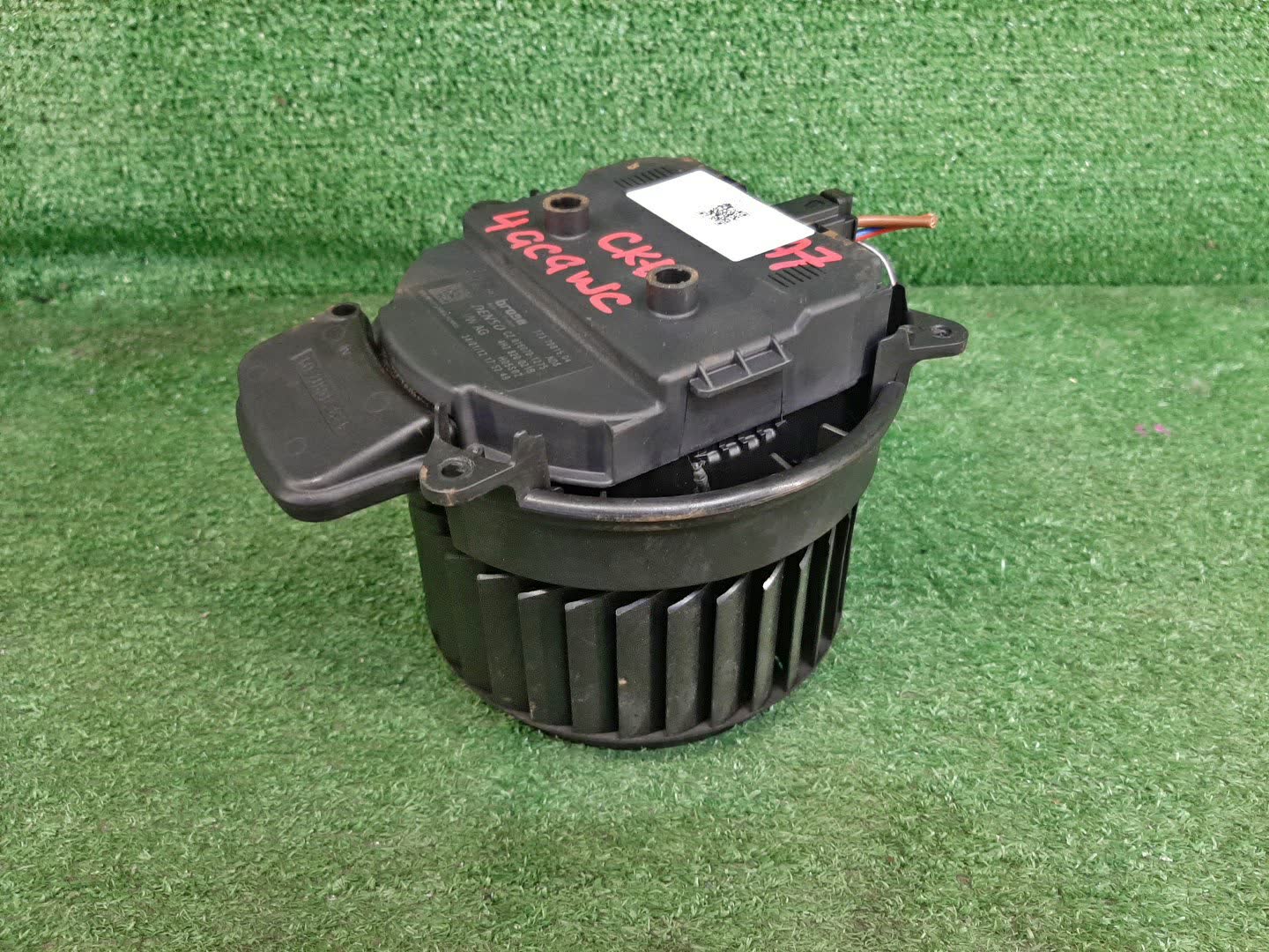  AUDI A7 4GA 016070-1275 1 ракурс