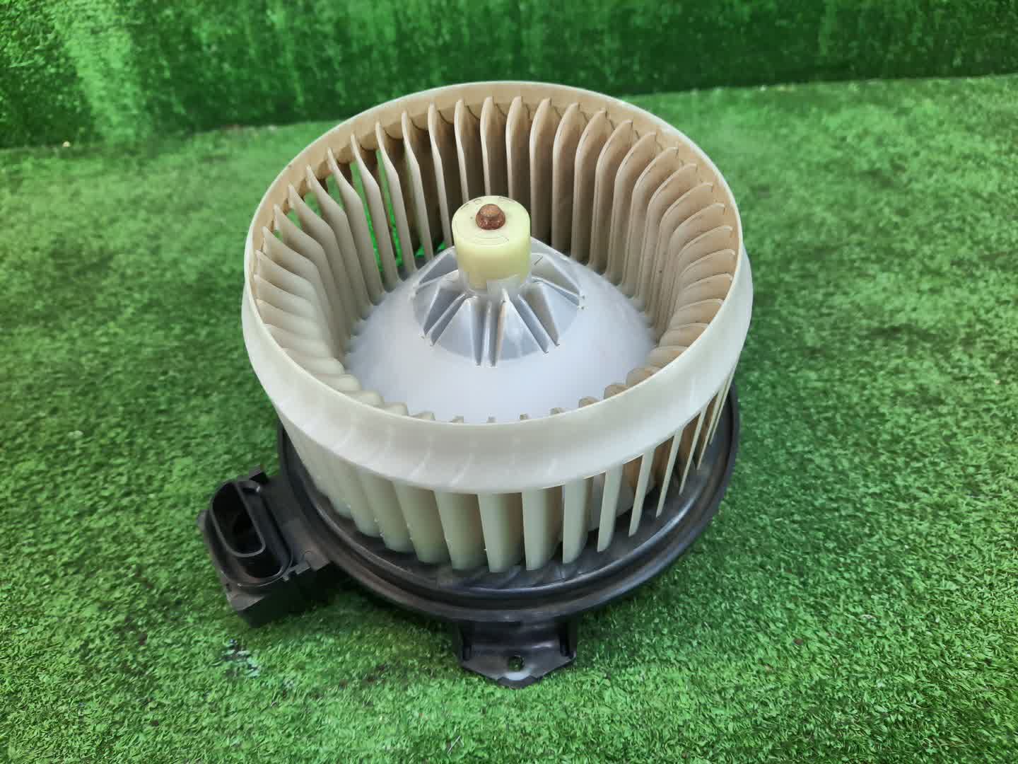  DAIHATSU BE-GO J210G 272700-0450 2 ракурс