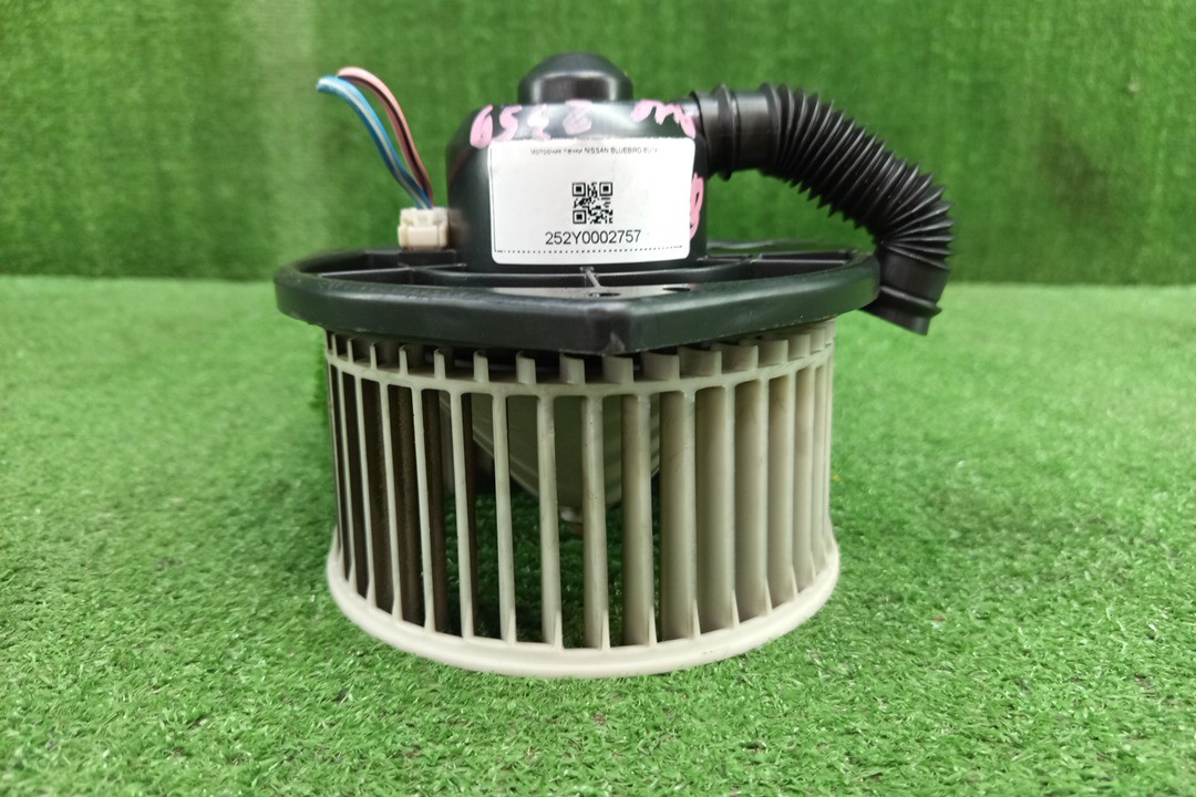  NISSAN BLUEBIRD SU14, QU14, ENU14, HU14, HNU14, EU14 1 ракурс