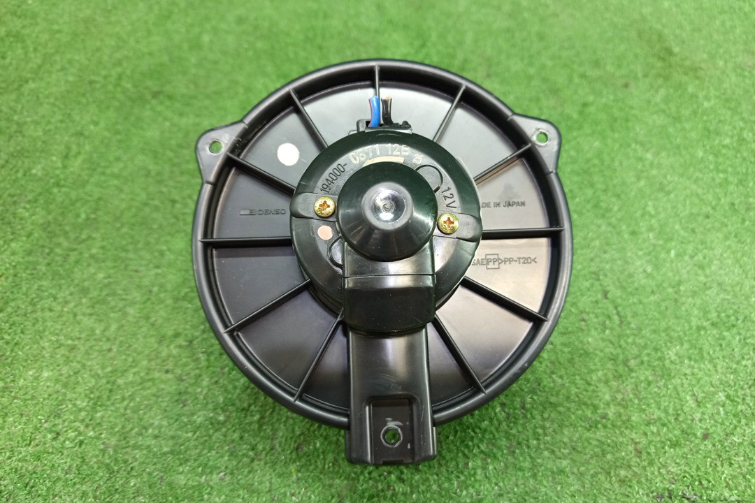  TOYOTA OPA ZCT10 194000-0871 3 ракурс