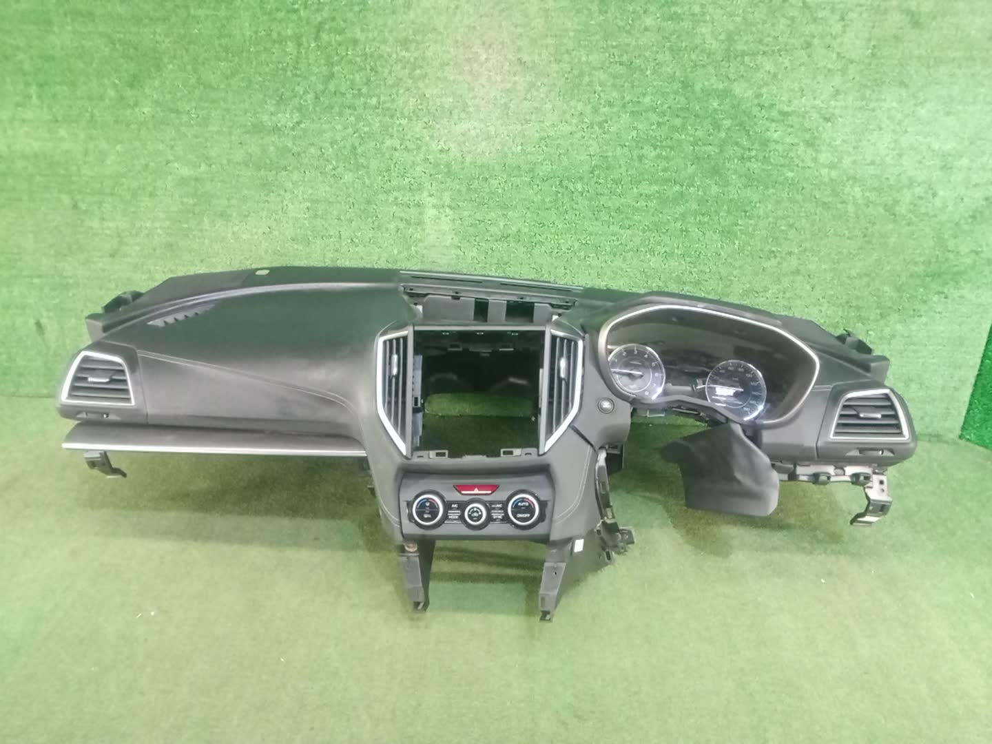 Торпедо SUBARU IMPREZA GT7 1 ракурс