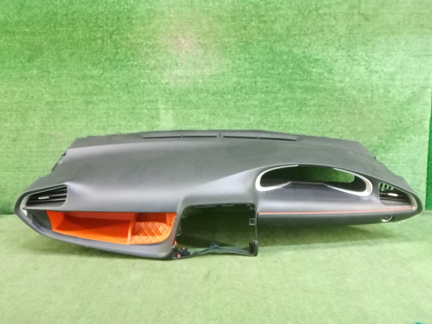 Торпедо TOYOTA SIENTA NSP170G 1 ракурс Торпедо TOYOTA SIENTA NSP170G 1 ракурс