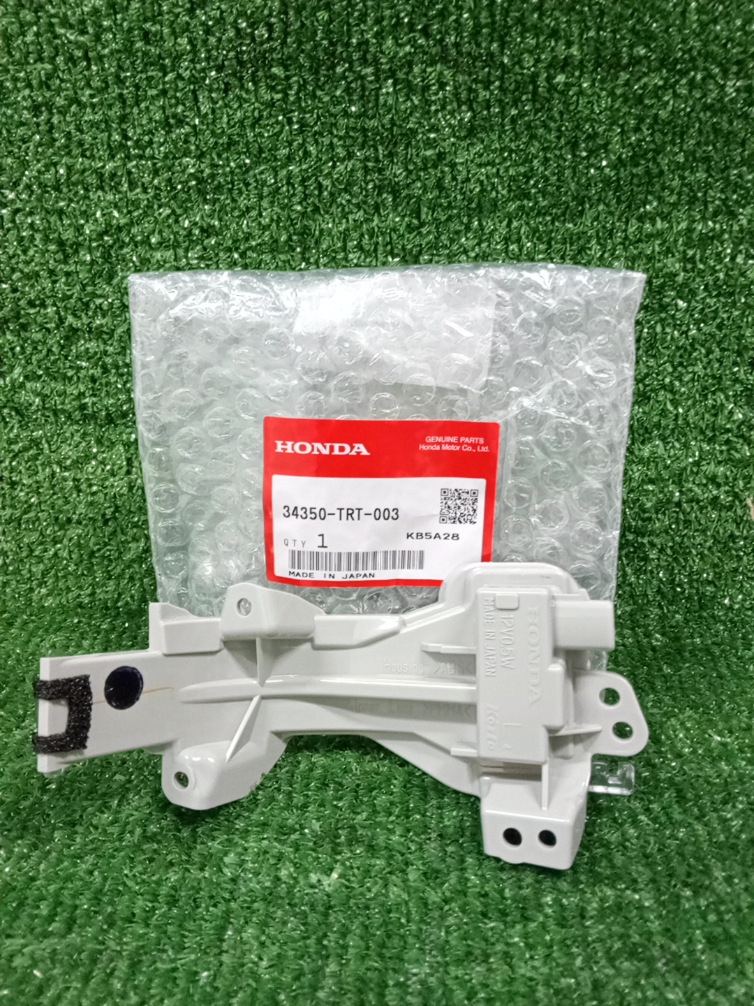 Повторитель поворота левый передний HONDA WR-V DG5 34350-TRT-003 2 ракурс Повторитель поворота левый передний HONDA WR-V DG5 34350-TRT-003 2 ракурс