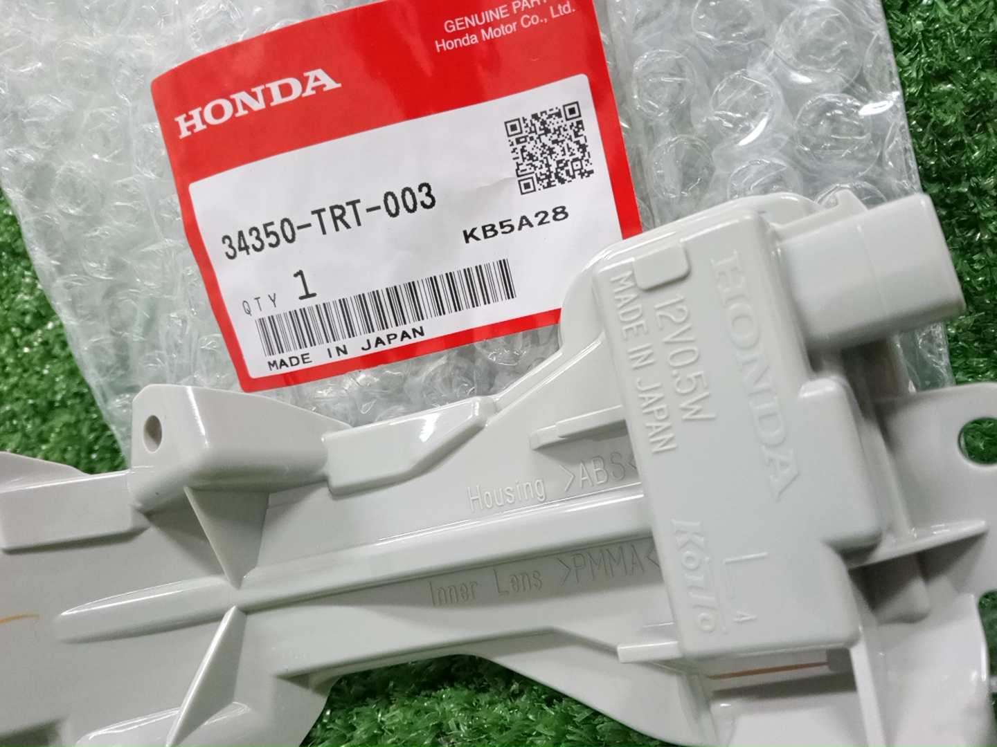 Повторитель поворота левый передний HONDA WR-V DG5 34350-TRT-003 3 ракурс