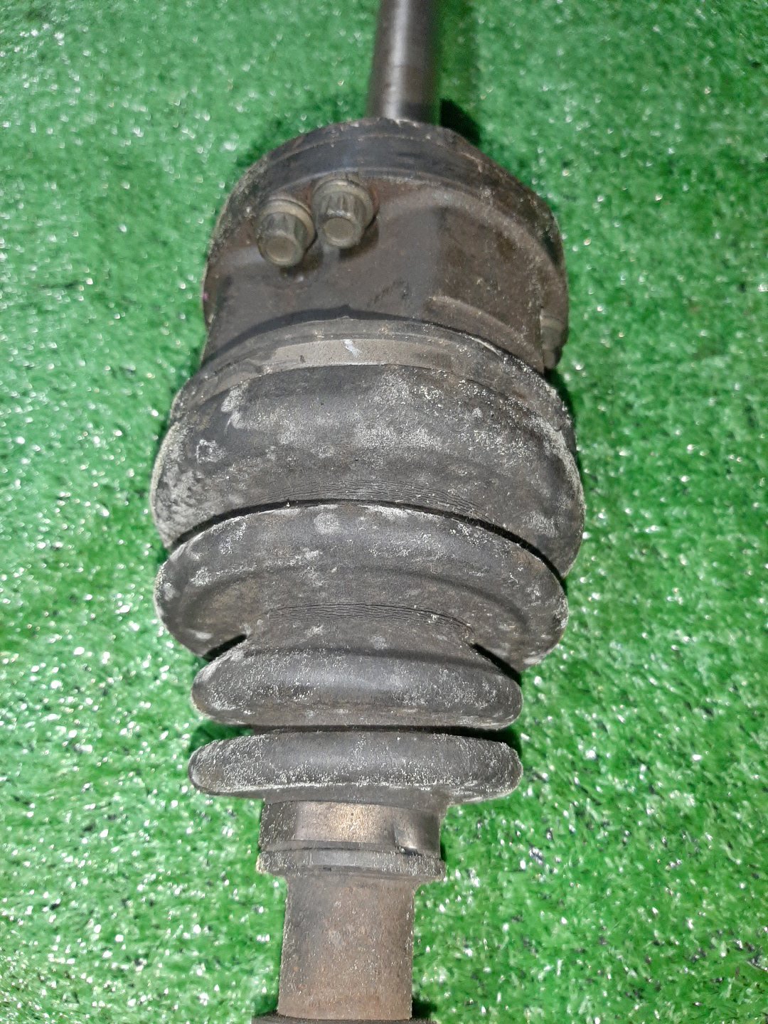 Привод правый передний NISSAN BLUEBIRD HNU13 SR20DE 3 ракурс