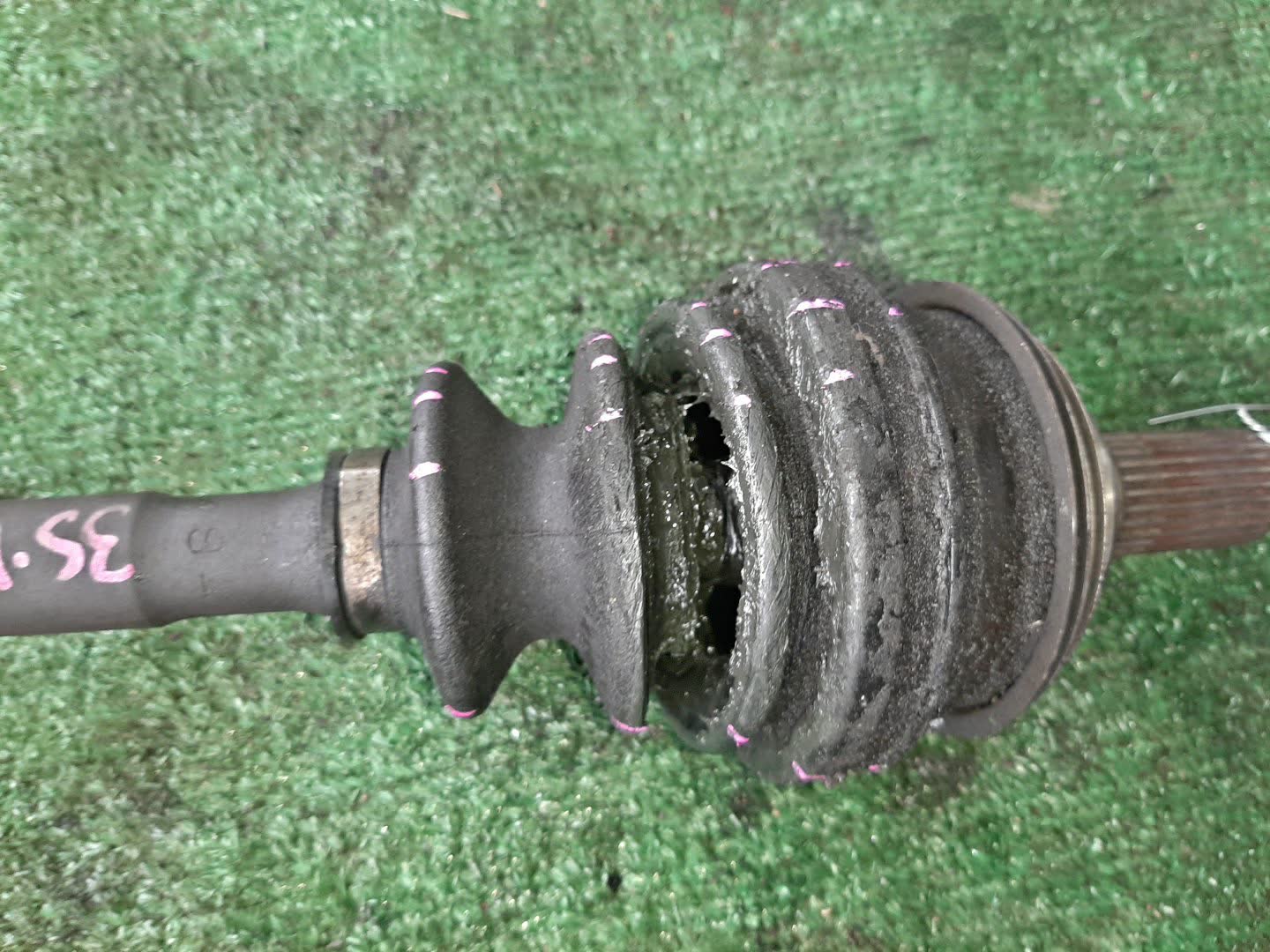 Привод левый передний TOYOTA CELICA, CORONA EXIV, CURREN, CARINA ED ST203, ST202, ST200, ST201, ST208 3S-FE, 4S-FE 3 ракурс