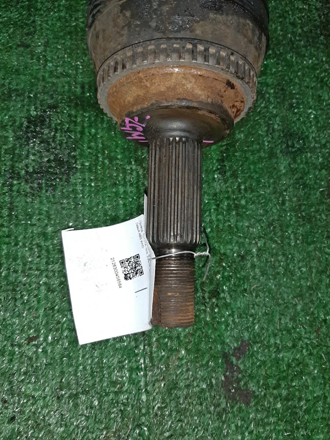 Привод левый передний TOYOTA PREMIO, ISIS, WISH, ALLION, COROLLA FIELDER, COROLLA AXIO ZRT265, ZGM15G, ZGE25G, ZRE144G, ZRE144 2ZR-FAE, 2ZR-FE 2 ракурс Привод левый передний TOYOTA PREMIO, ISIS, WISH, ALLION, COROLLA FIELDER, COROLLA AXIO ZRT265, ZGM15G, ZGE25G, ZRE144G, ZRE144 2ZR-FAE, 2ZR-FE 2 ракурс