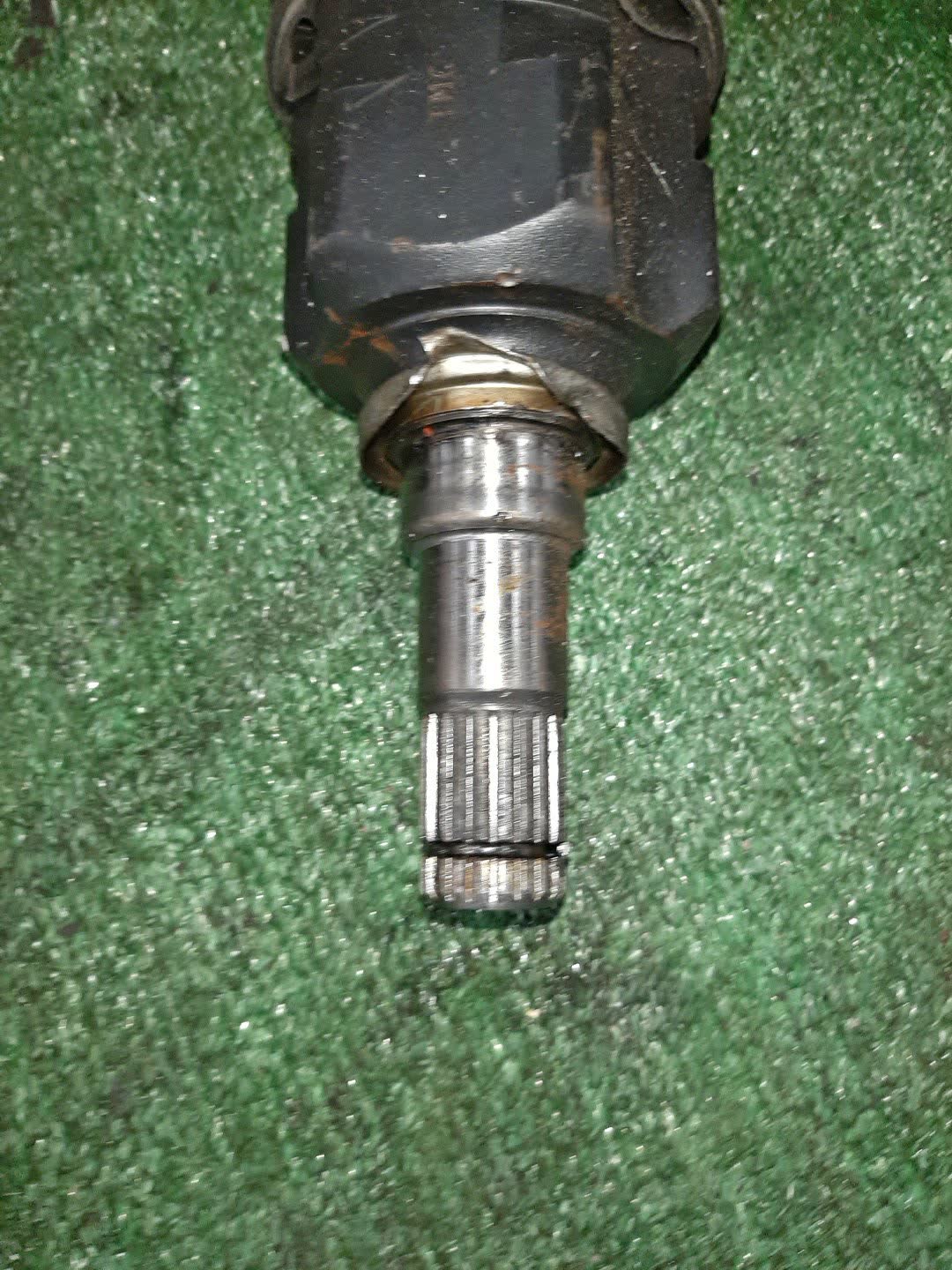 Привод левый передний TOYOTA PREMIO, ISIS, WISH, ALLION, COROLLA FIELDER, COROLLA  AXIO ZRT265, ZGM15G, ZGE25G, ZRE144G, ZRE144 2ZR-FAE, 2ZR-FE 3 ракурс