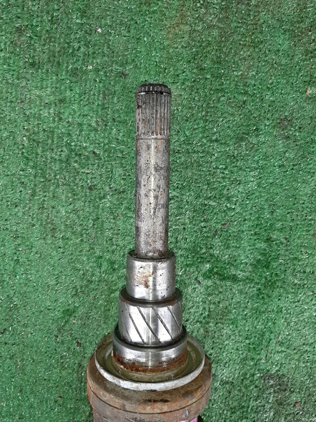 Привод правый передний NISSAN MARCH, CUBE ANK11, ANZ10 CGA3DE 3 ракурс