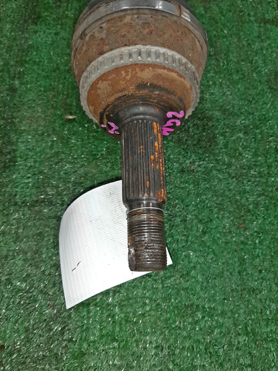 Привод левый передний TOYOTA PREMIO, ISIS, WISH, ALLION, COROLLA FIELDER, COROLLA AXIO ZRT265, ZGM15G, ZGE25G, ZRE144G, ZRE144 2ZR-FAE, 2ZR-FE 2 ракурс Привод левый передний TOYOTA PREMIO, ISIS, WISH, ALLION, COROLLA FIELDER, COROLLA AXIO ZRT265, ZGM15G, ZGE25G, ZRE144G, ZRE144 2ZR-FAE, 2ZR-FE 2 ракурс
