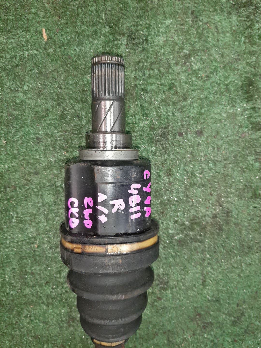Привод правый передний MITSUBISHI GALANT, LANCER, GALANT FORTIS CY4A, CY3A 4B11, 4B10 3 ракурс