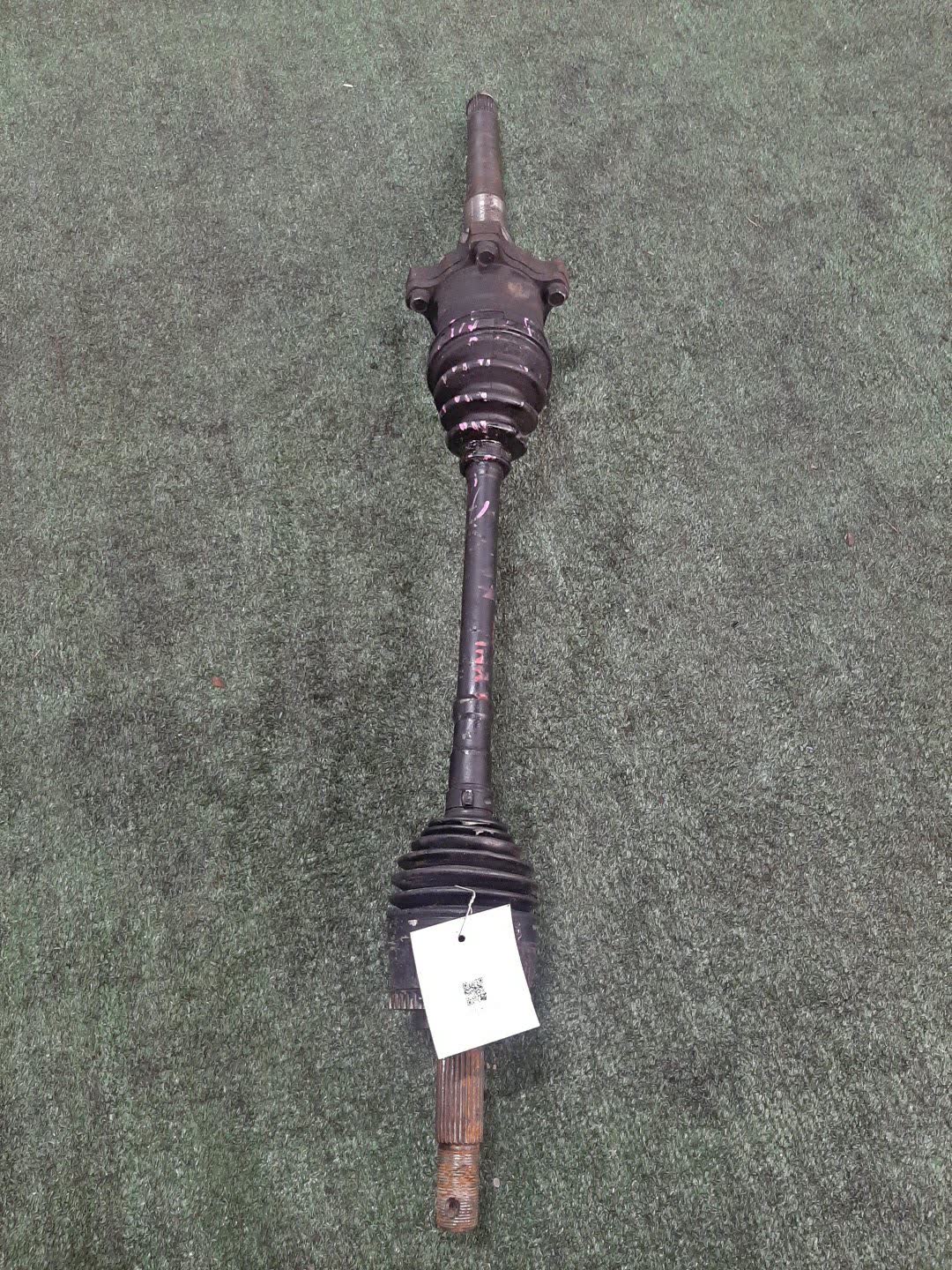 Привод правый передний NISSAN AVENIR, LIBERTY RNW11, RNM12 QR20DE 1 ракурс