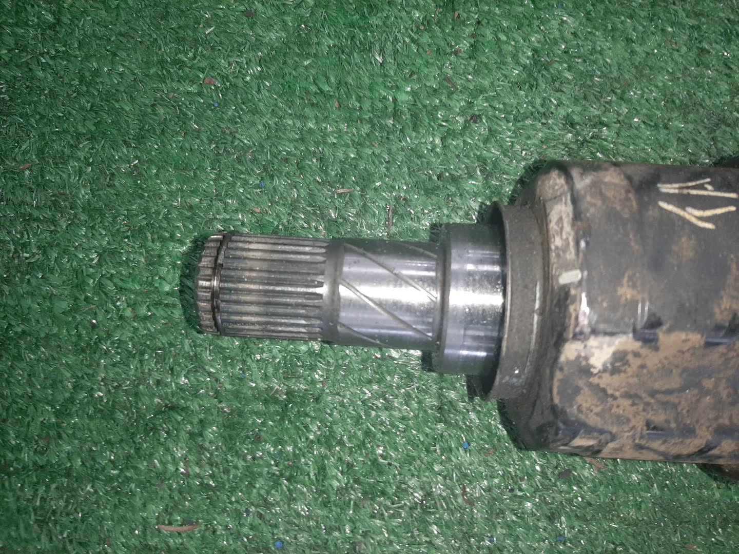 Привод левый передний MITSUBISHI GALANT, LANCER, GALANT FORTIS CY4A, CY3A 4B11, 4B10 2 ракурс