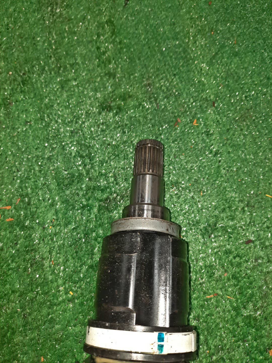 Привод правый передний SUZUKI SPACIA MK53S R06A 3 ракурс