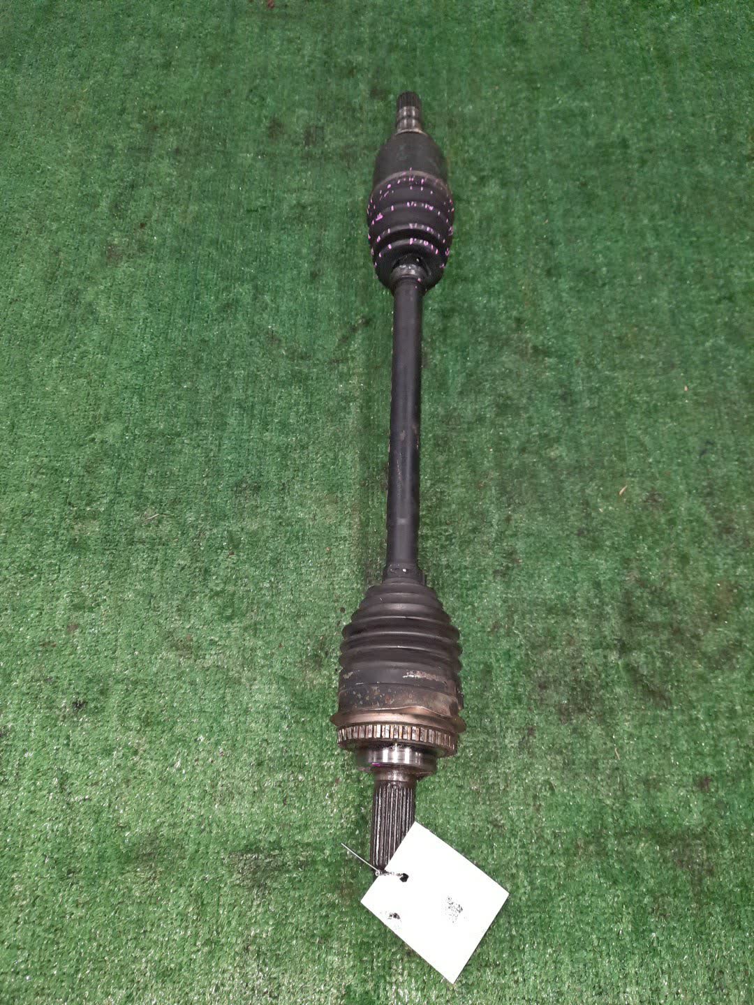 Привод правый передний SUBARU LEGACY LANCASTER BHE EZ30DE 1 ракурс Привод правый передний SUBARU LEGACY LANCASTER BHE EZ30DE 1 ракурс