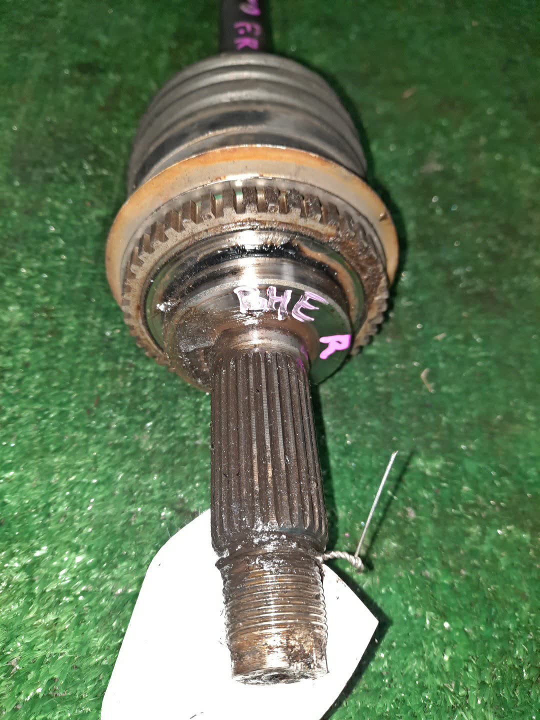Привод правый передний SUBARU LEGACY LANCASTER BHE EZ30DE 2 ракурс Привод правый передний SUBARU LEGACY LANCASTER BHE EZ30DE 2 ракурс